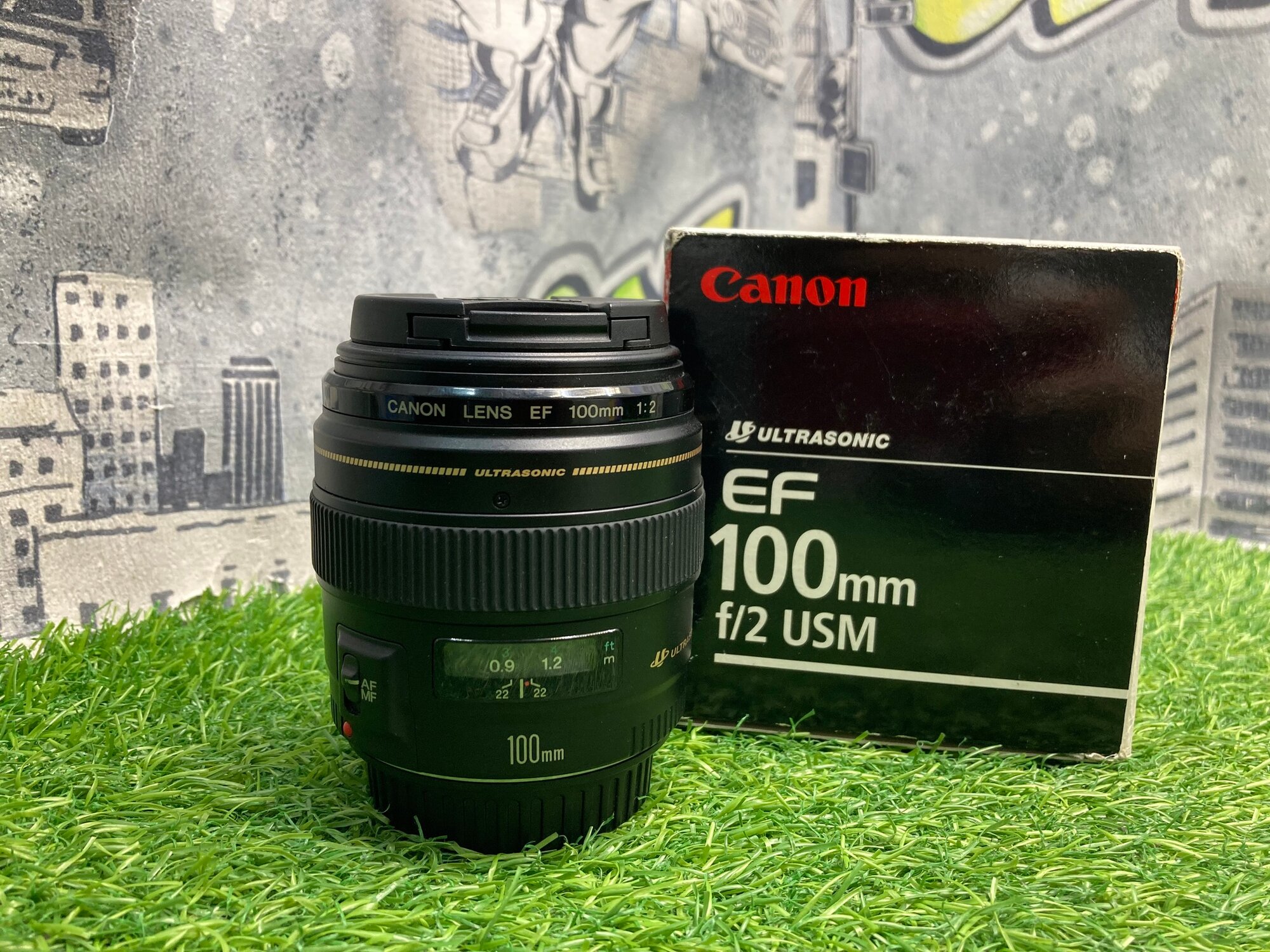 Canon EF 100mm 2 USM