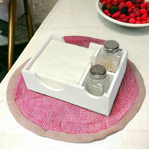 Салфетница деревянная с солонкой и перечницей