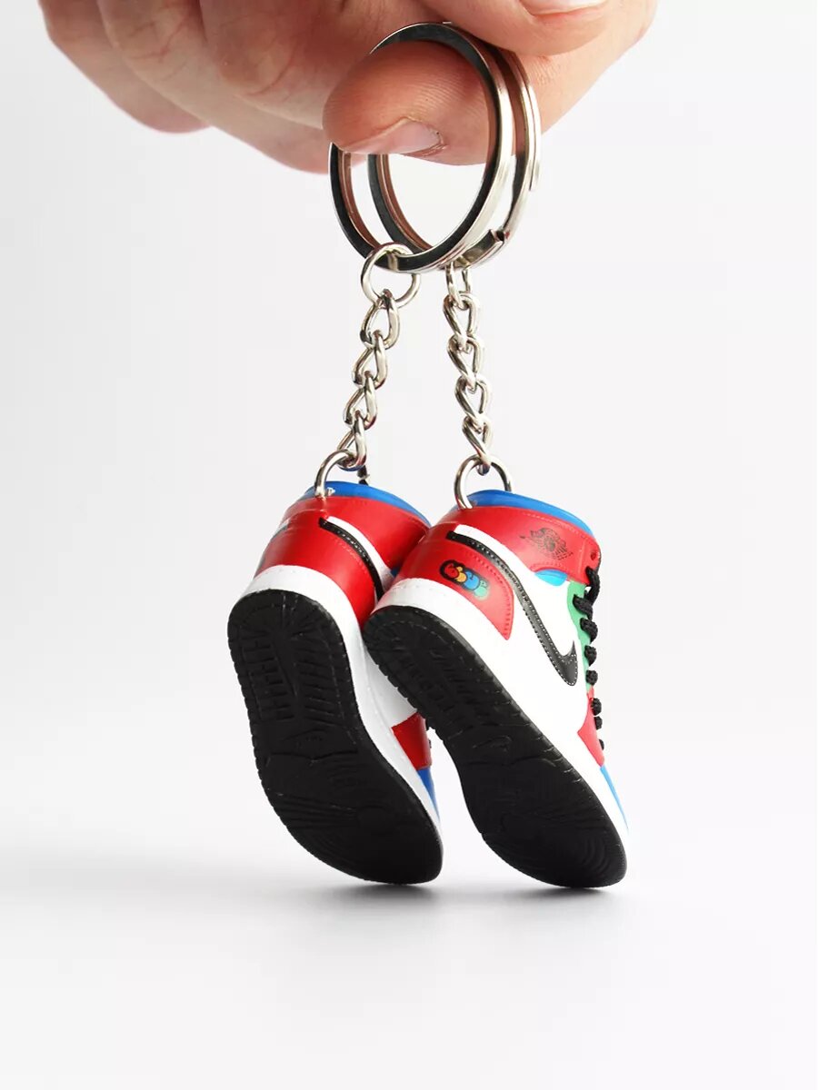 Брелок, 2 шт., красный, черный, зеленый, синий, белый — фото 1