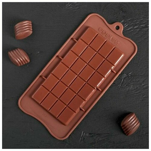 Форма для конфет мармелада льда и кондитерских украшений шоколадка 24 ячейки размер 215х10х15 см 210₽