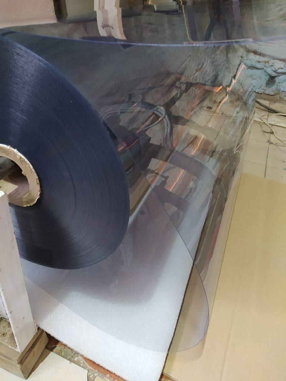 фото ПЭТ прозрачный лист ЭкоПласт толщина 0,96 м х 10,0 м , толщина 0,7 мм