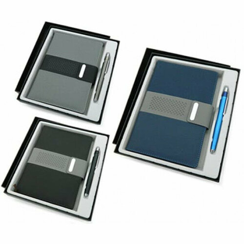 Набор подарочный DA-205 Записная книжка А5 100л клетка обложка твердая текстиль клапан на магните авт син ручка цвета ассорти в ккор 327712 1317₽