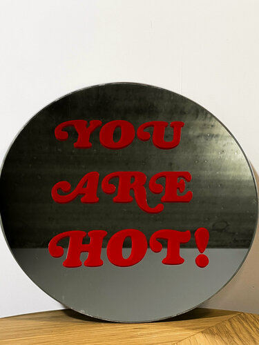 Изображение товара Зеркало интерьерное, круглое, дизайн "you are hot!", цвет красный