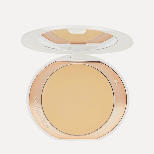 Изображение товара Сияющая пудра Charlotte Tilbury - AIRBRUSH BRIGHTENING FLAWLESS FINISH (TAN / DEEP)