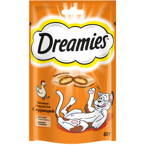 Лакомство для кошек Dreamies подушечки с курицей, 60г