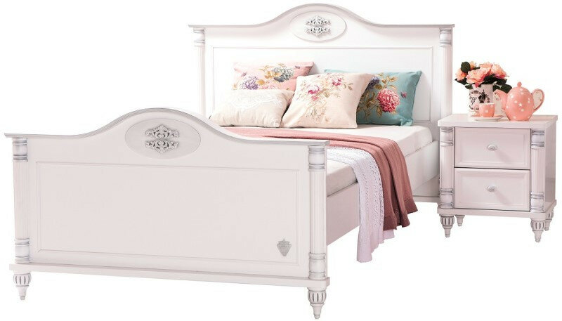 Кровать с фигурным изголовьем большая Romantic Cilek