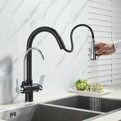 Смеситель для кухонной мойки под фильтр с краном для питьевой воды и поворотным изливом латунь Чёрное хромирование 4243₽