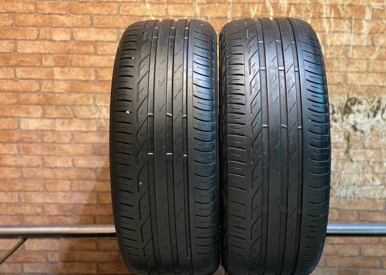 Bridgestone Turanza T001 215/45 R17