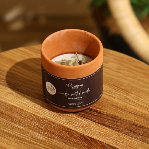 Свеча ароматическая в баночке 70 гр соевый воск lemongrass 708₽