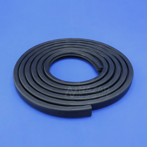 Уплотнитель задних дверей Mercedes Sprinter W901 4450₽