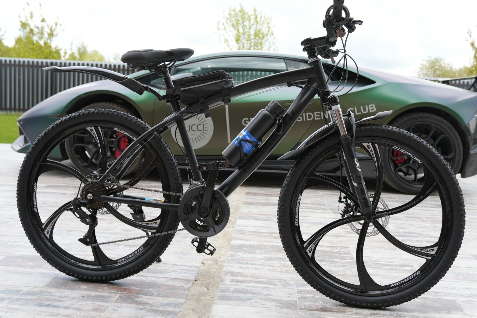 Велосипед Richiesto 26 колёса Рама 19" дюймов модель 2024 Взрослый Подростковый Спортивный На литых дисках, черный