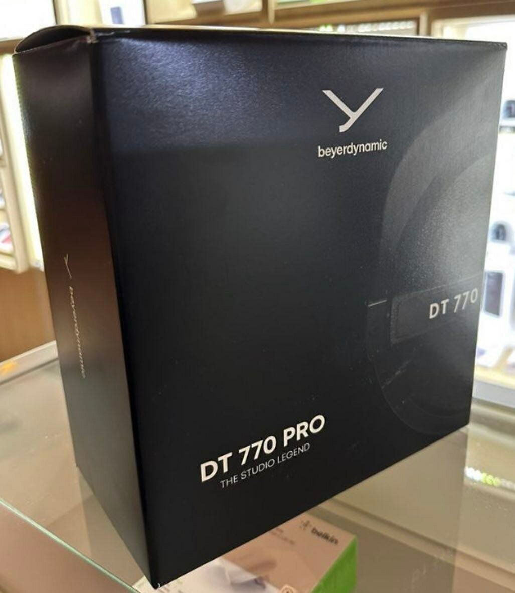 Наушники Beyerdynamic DT 770 Pro, 250 Ом, Классическое исполнение с серыми амбушюрами. — фото 1