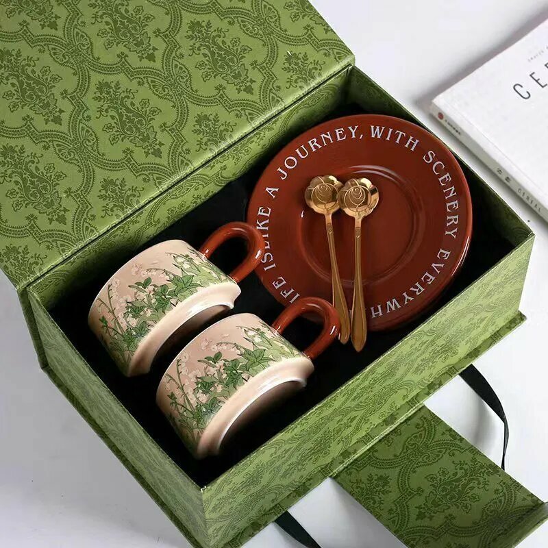 Кофейный сервиз "Красный", керамика, 2 предмета, красный цвет