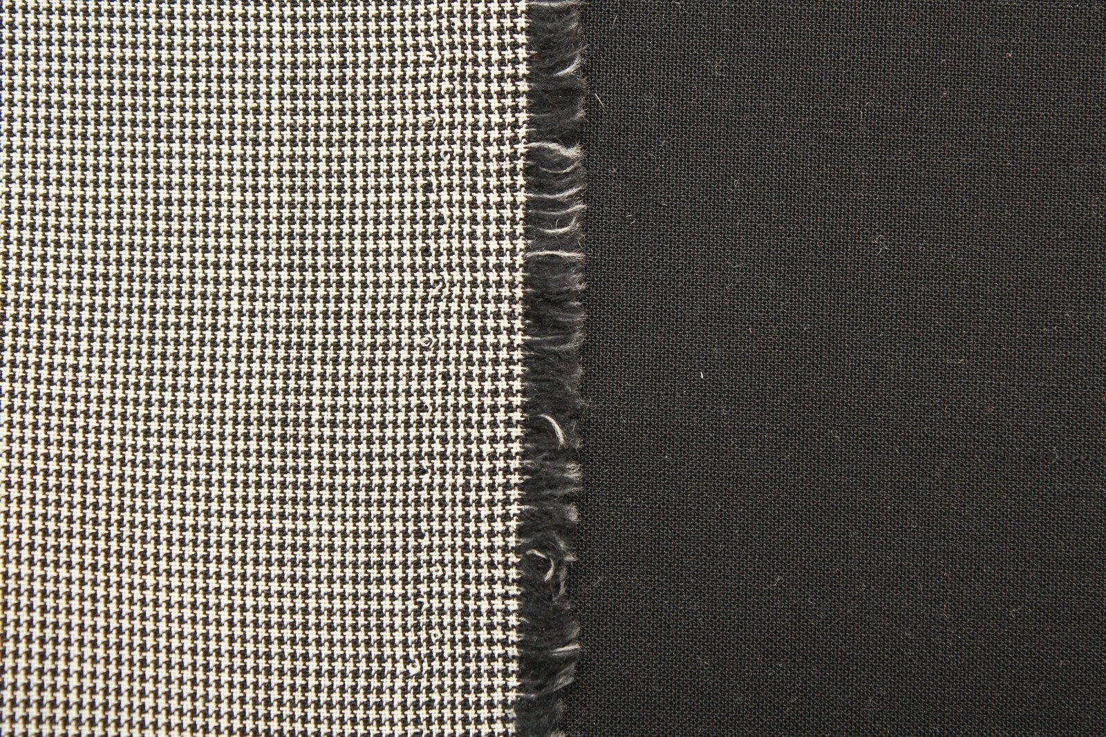 Ткань Шерсть-дубль Tacchini чёрно-белая гусиная лапка , 480 г/пм, ш146см, 0,5 м