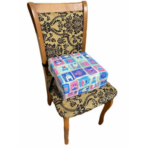 Бустер детский для стулаподушка на стул 1400₽