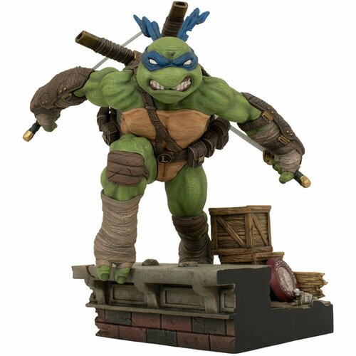 Фигурка Diamond Select Toys Teenage Mutant Ninja Turtles - Gallery Diorama - Leonardo 847244 мини фигурка черепашки ниндзя леонардо на скейте tmnt подвижная 5 см