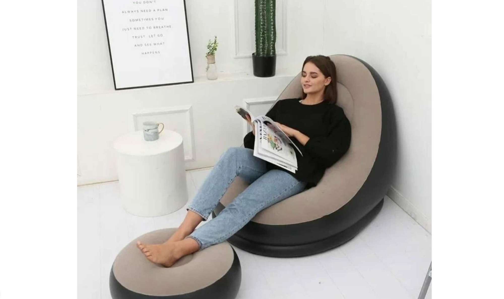 фото Надувное кресло с пуфом, матрас надувной для отдыха