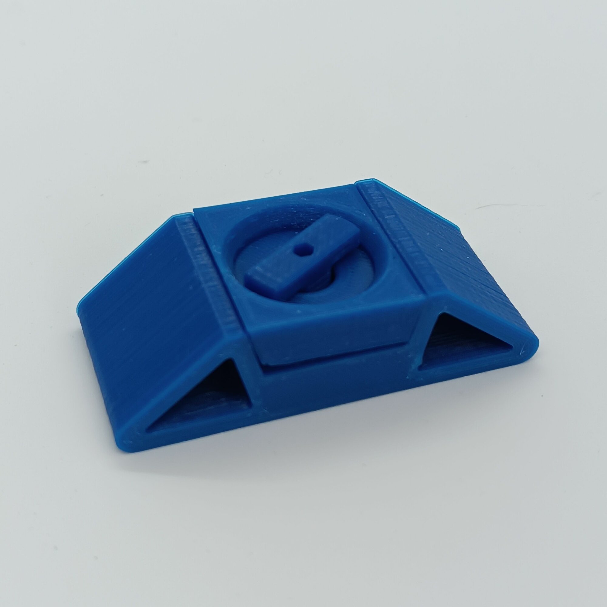 фото Блок шлифовальный, Держатель для наждачной бумаги, размер Д65хШ30хВ20мм, цвет синий