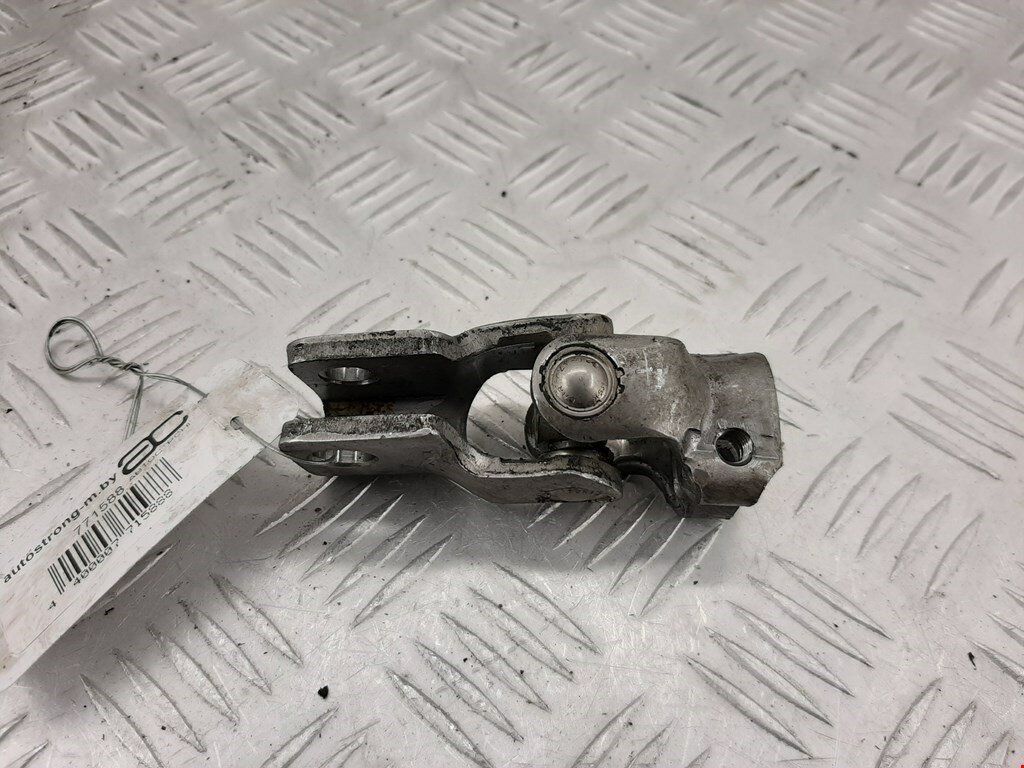 Кардан рулевой Mazda Premacy CB8032100 арт. 771588