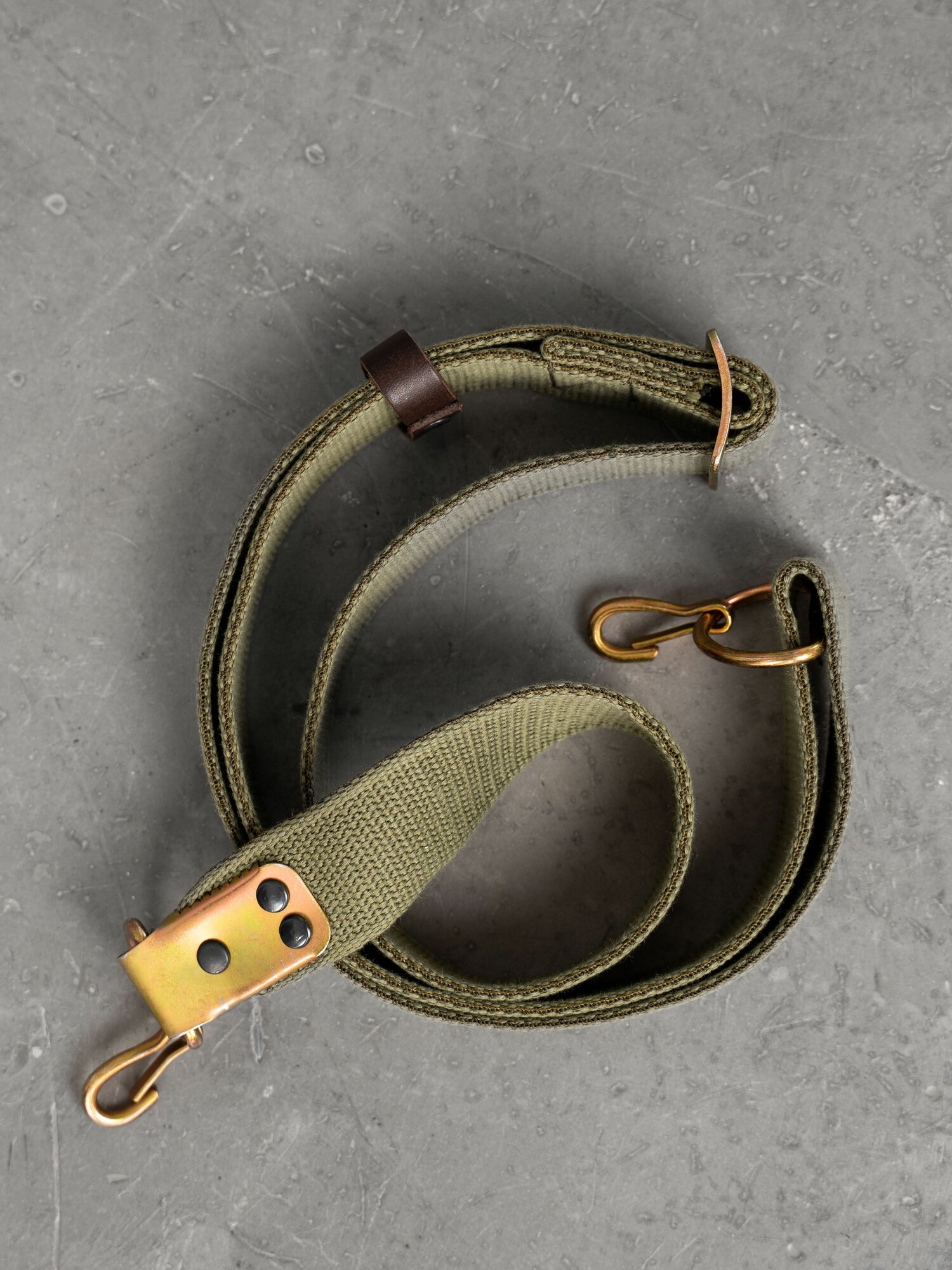 Ремень оружейный для охотничьего ружья 2 карабина — фото 1