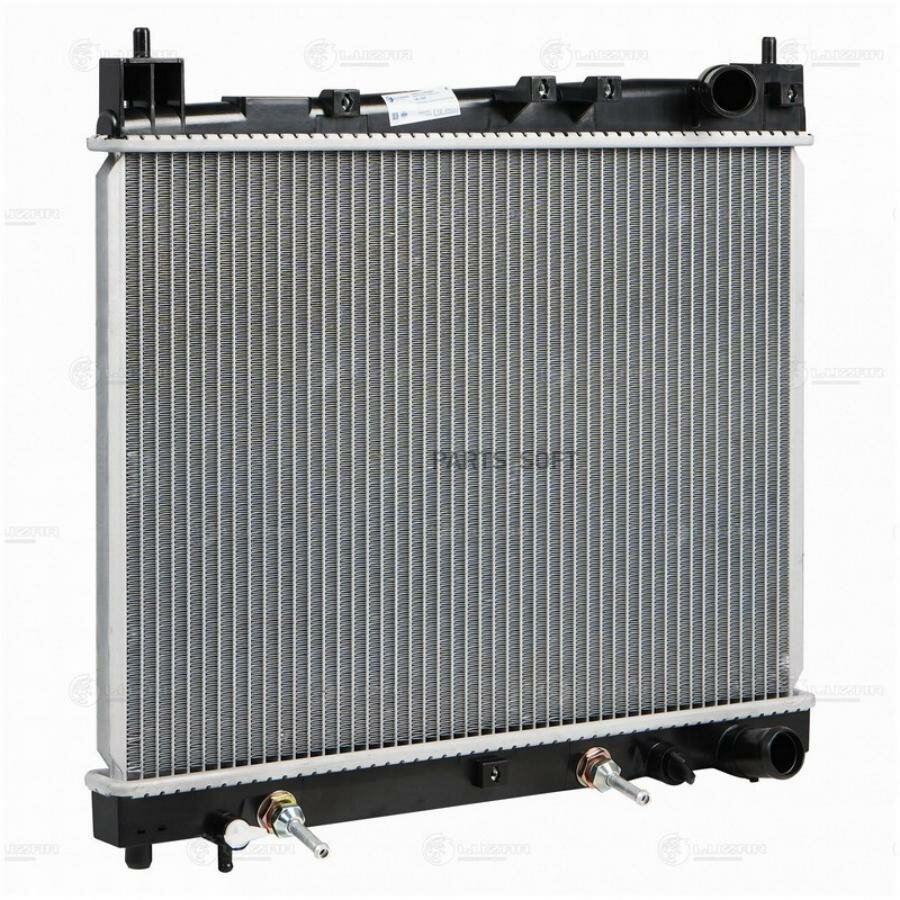 LUZAR LRC1907 Радиатор охл. Toyota Vitz (99-)/FunCargo (99-)/Platz (00-)/Yaris (99-) AT