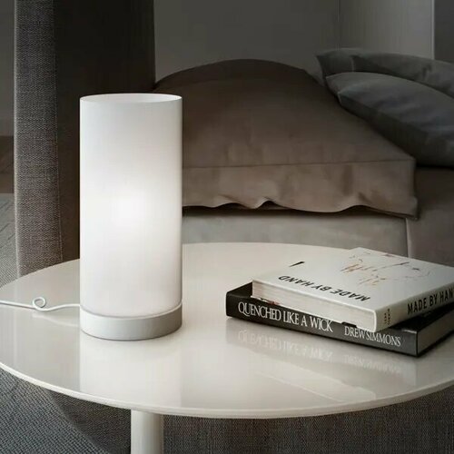 Настольная лампа Inspire Basic цвет белый 3072₽