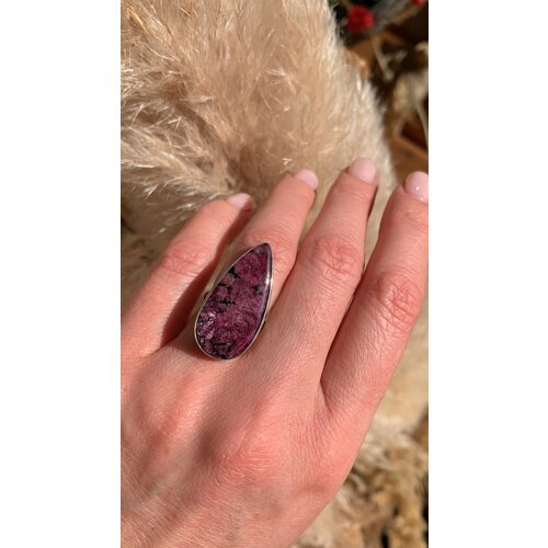 фото Кольцо true stones, размер 16, бордовый