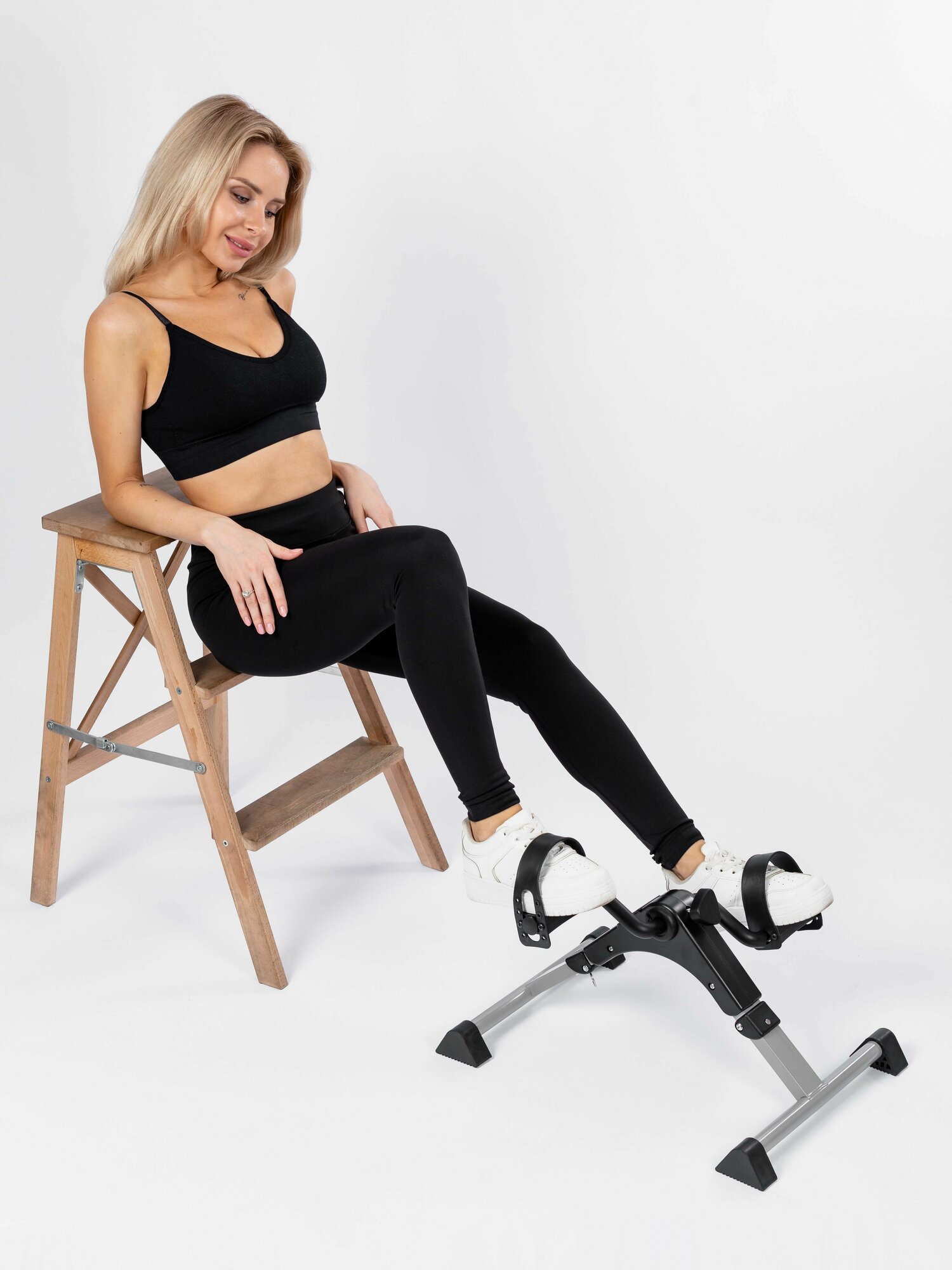 фото Мини велотренажер для дома