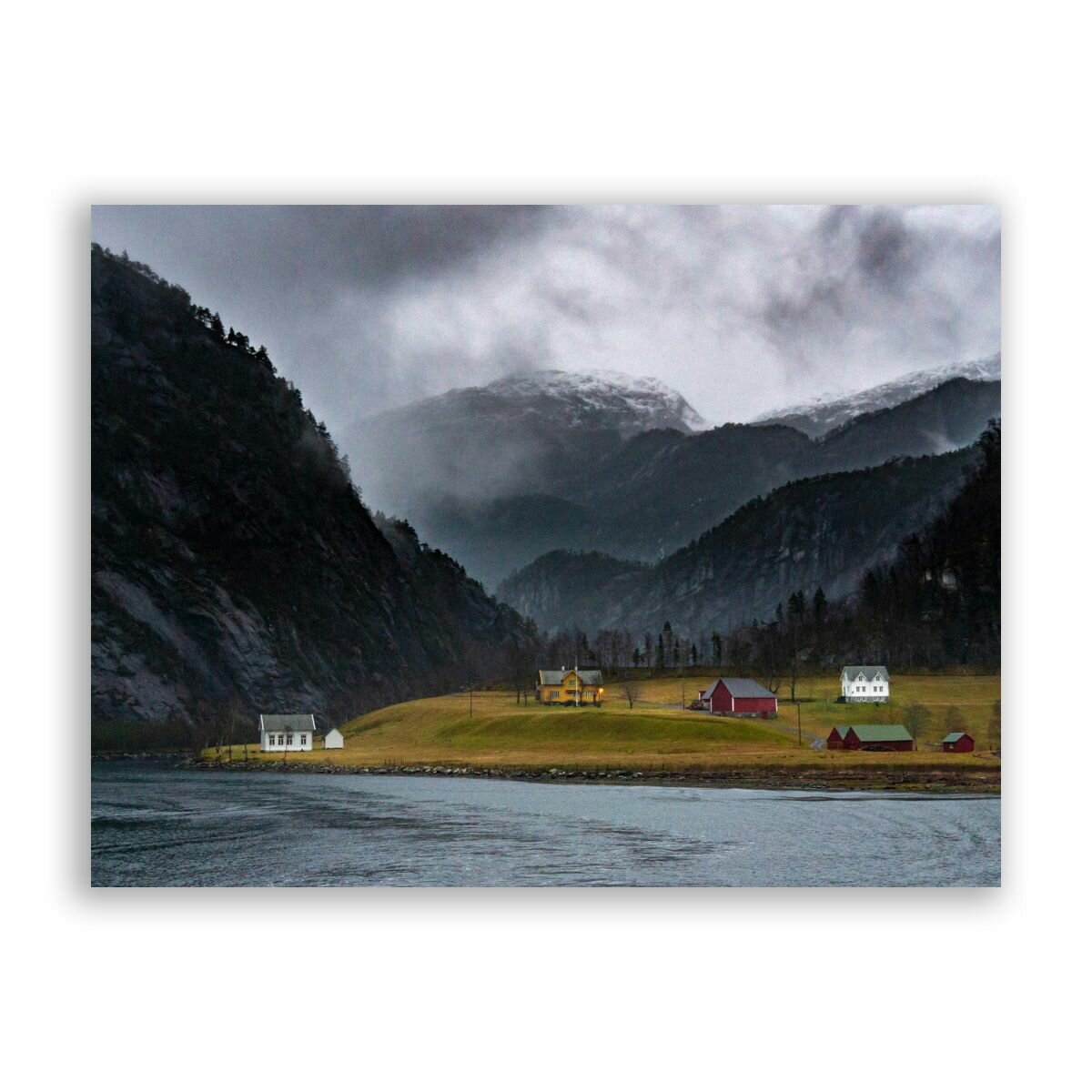 Постер, плакат на бумаге / Природа Норвегии - Пейзаж / Размер 30 x 40 см