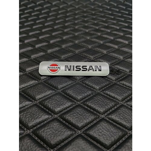 Логотип (шильдик) Nissan большой металлический