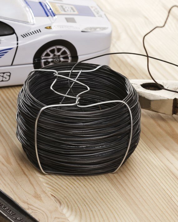 фото Проволока вязальная черная 1,2 мм х 50 м
