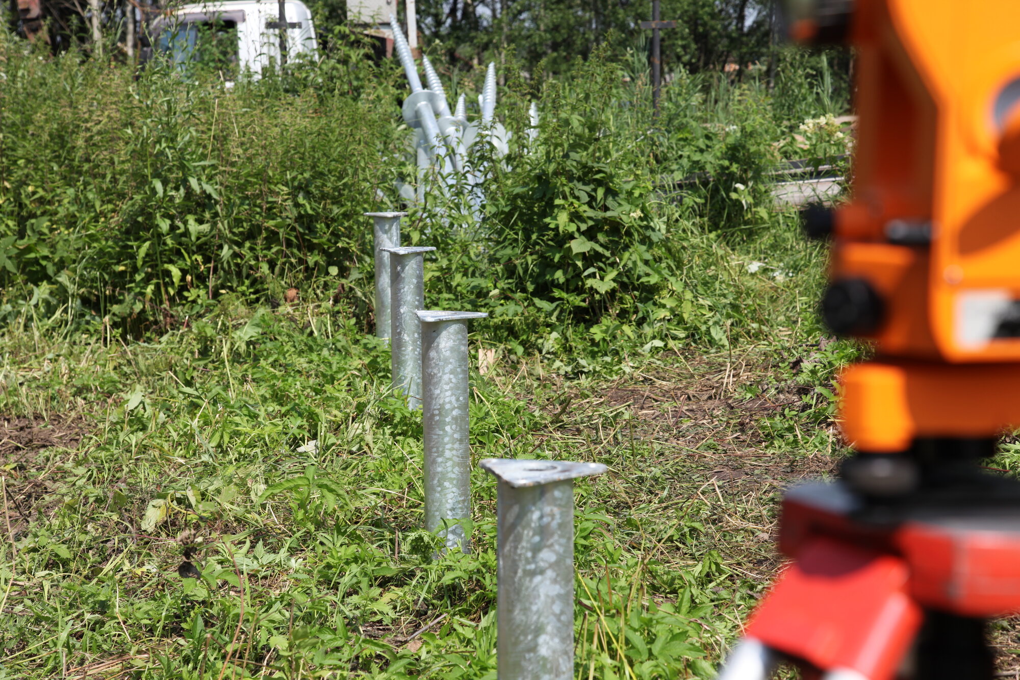 фото Террасный фундамент Полимерная окраска Фланец треугольный Диаметр - 76 мм Длина - 1200 мм