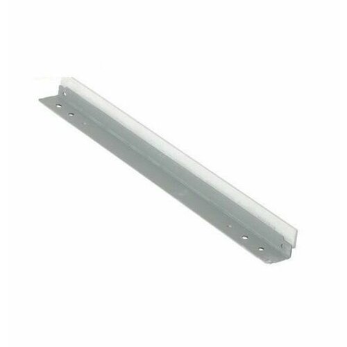 Лезвие очистки ракель фотобарабана в сборе Ricoh AD041140 оригинальное AD041140 4712₽