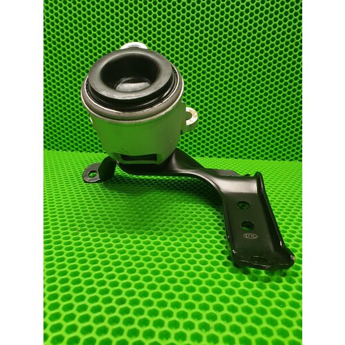 Подушка двигателя Nissan X-Trail T31 11210-JN01A 4990₽