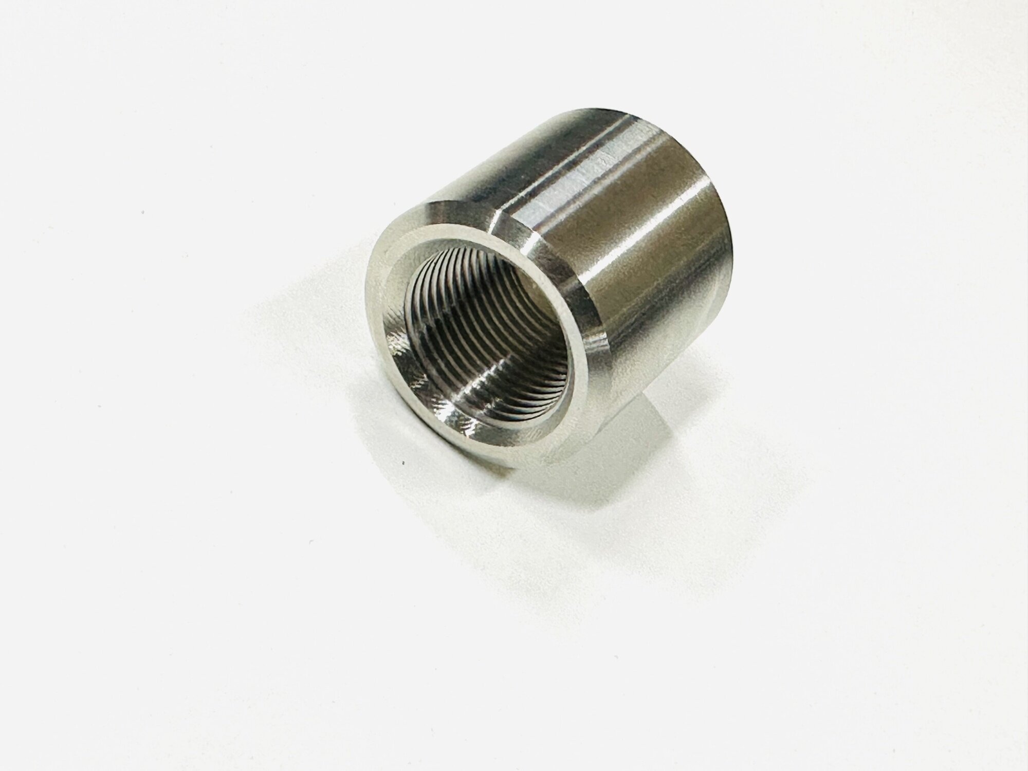 фото Бобышка сталь 20 М20*1,5 L30 без покрытия