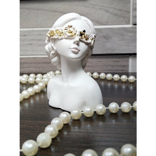 Фигура Девушка с ободком