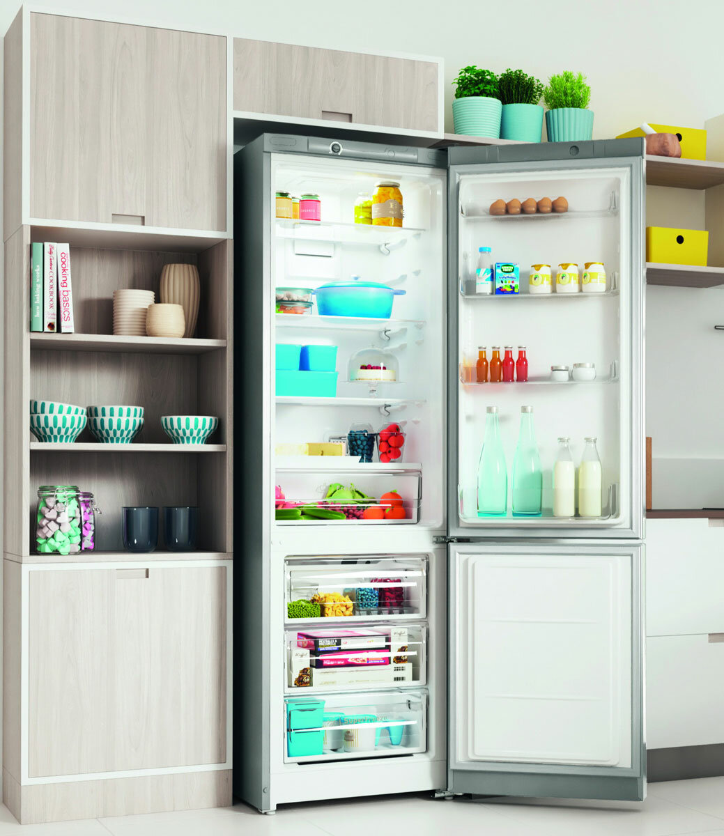 Двухкамерный холодильник Indesit ITS 4200 G, No Frost, серебристый - фотография № 12