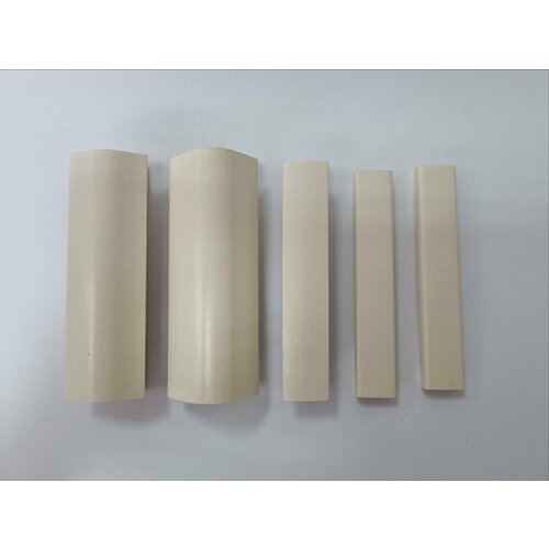 Комплект для цоколя высота 100мм, Цвет Бежевый, Заглушка торцевая 2 шт, угол 90гр. 1шт, угол 135гр. 1шт, соединение Н-обр. 1