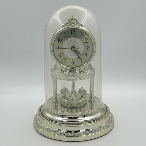 Часы настольные кварцевые Huaba пластик Китай 1970-1990 гг 5785₽