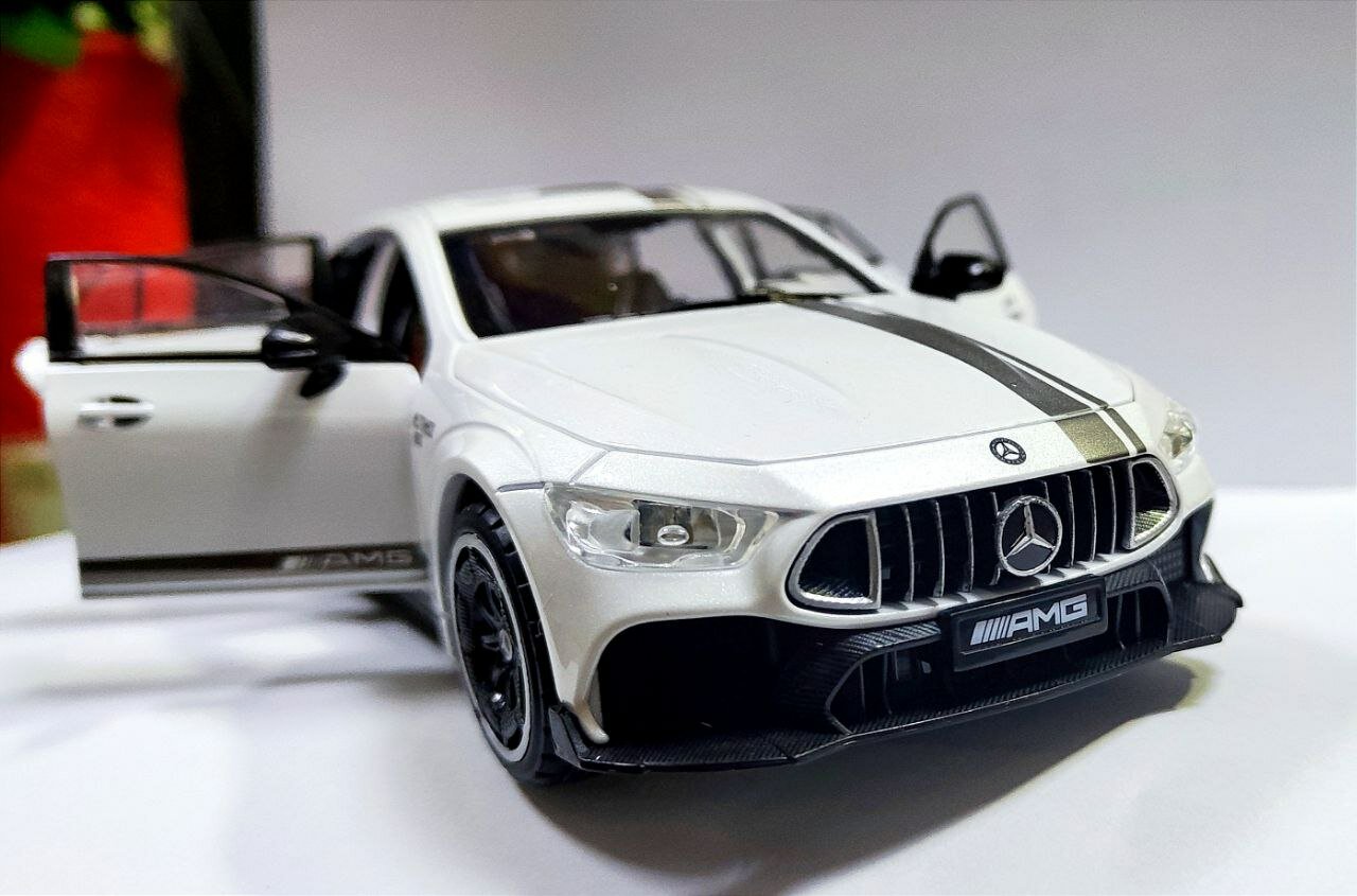 Машинка игрушка металлическая Mercedes Brabus Retkol