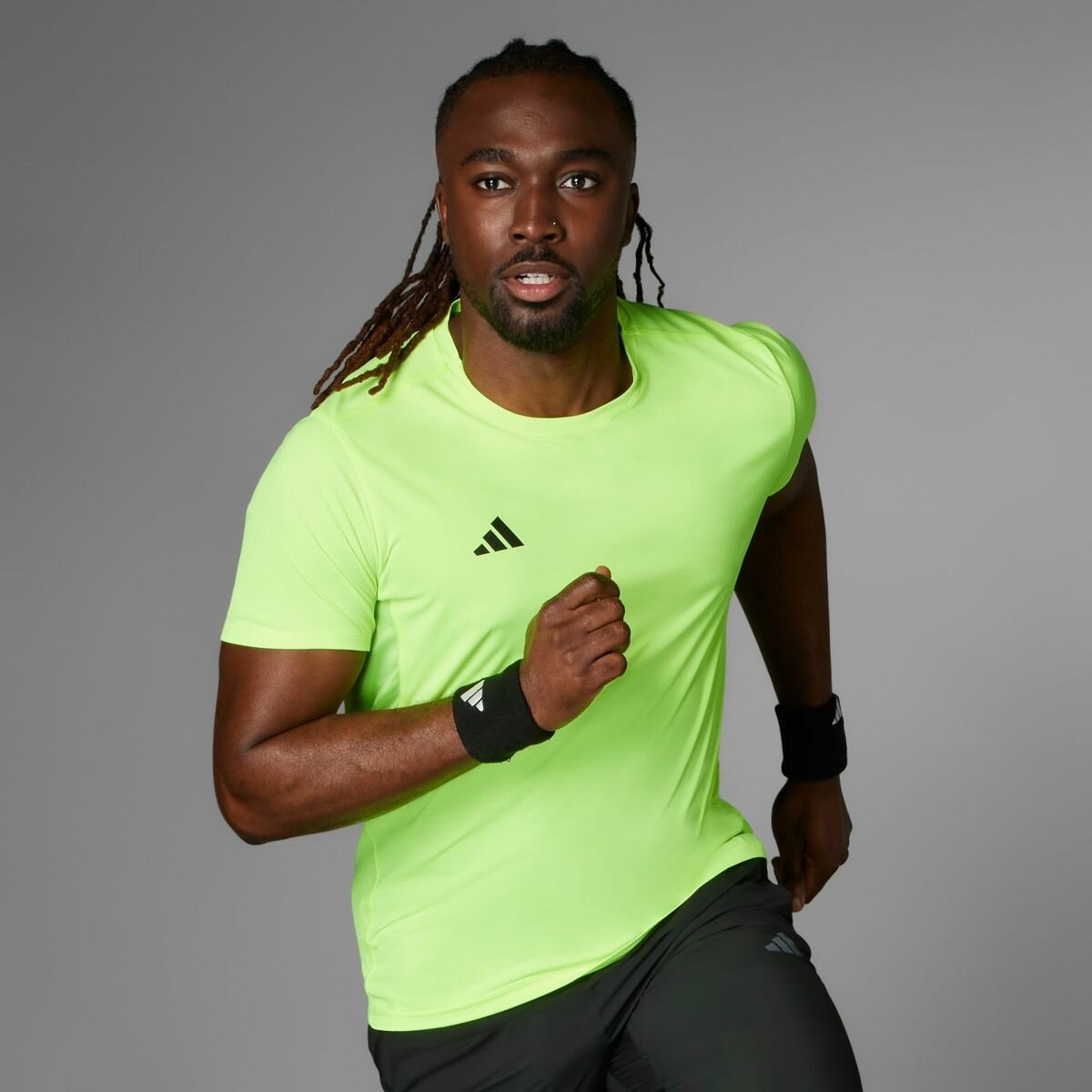 Футболка спортивная adidas Adizero Essentials Running Tee