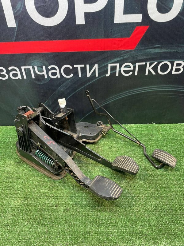 Блок педалей Citroen C5 2003 (2.0 16v RFN(ew10j4)) Б/У с пробегом Арт. 9636508280
