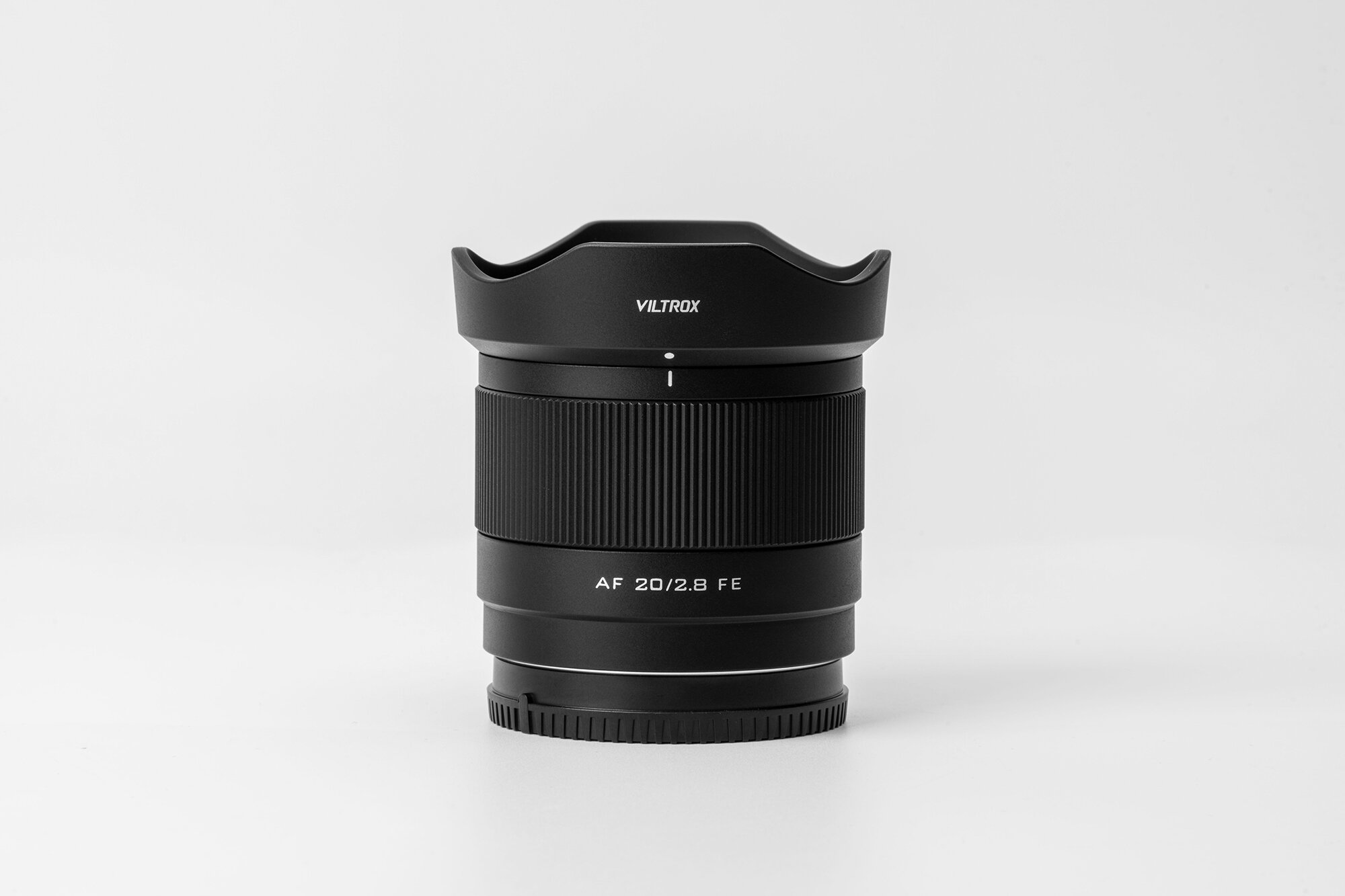 Viltrox 20mm f/2.8 для Sony E