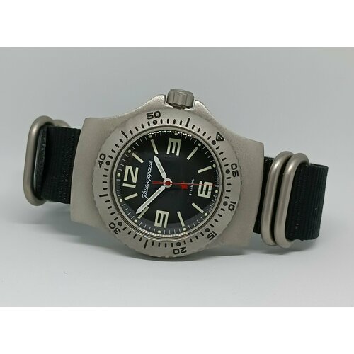 фото Наручные часы восток командирские, черный