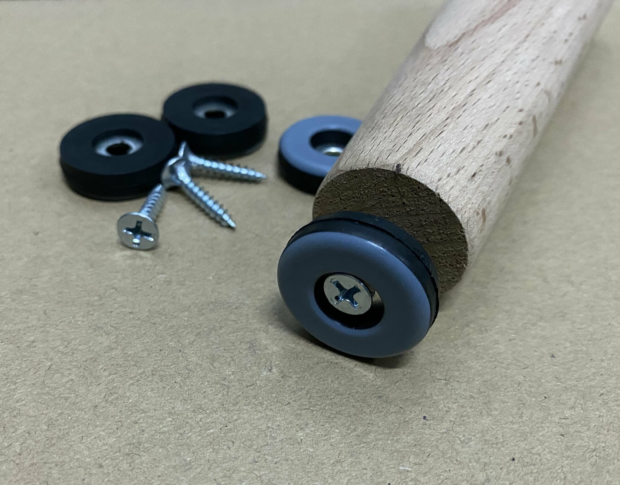 Изображение Подпятники мебельные Тефлон d25 (4шт), с шурупами, ультра-деликатные