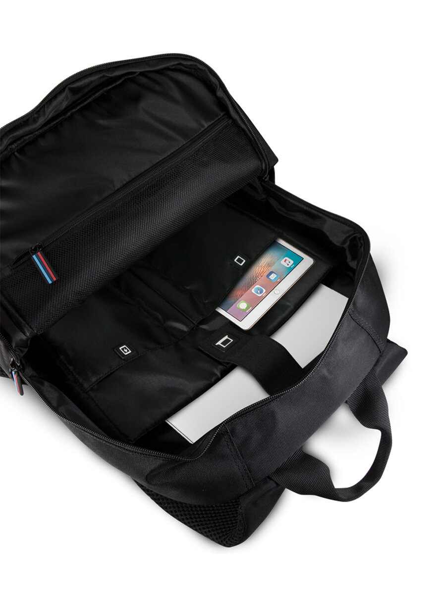 Рюкзак BMW M Collection Computer Backpack Compact для ноутбуков 15", цвет Карбон/Синий (BMBPCO15CAPNBK)