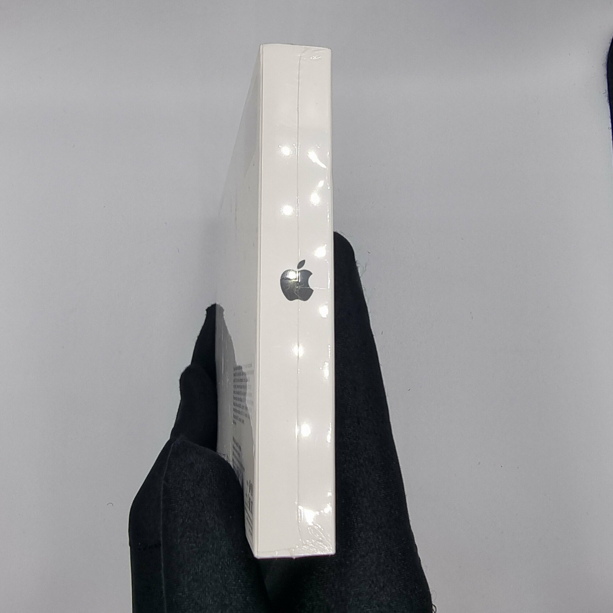 Трекпад Apple Magic Trackpad 3-gen Multi-Touch черный (MMMP3) - фото №11
