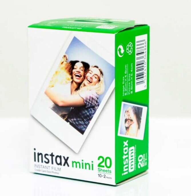Картридж Fujifilm Instax Mini / 20 фотографий с белыми рамками