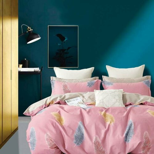 Комплект пододеяльник и две наволочки Пёрышко сатин