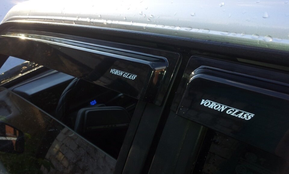 Дефлекторы на окна Voron Glass CORSAR Kia Rio II 2005-2011, комплект 4шт, - фото №6
